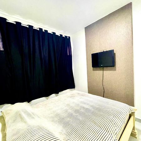 São VicenteKitinete 216 Frente Ao Marアパートメント エクステリア 写真